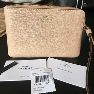 Coach leather wristlet - New